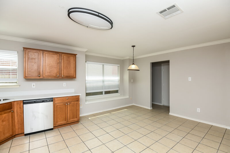 2,275/Mo, 2108 Deniro Dr Fort Worth, TX 76134 Kitchen View