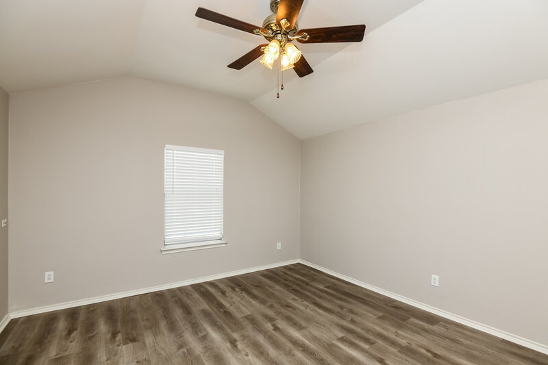 2,275/Mo, 2108 Deniro Dr Fort Worth, TX 76134 Main Bedroom View