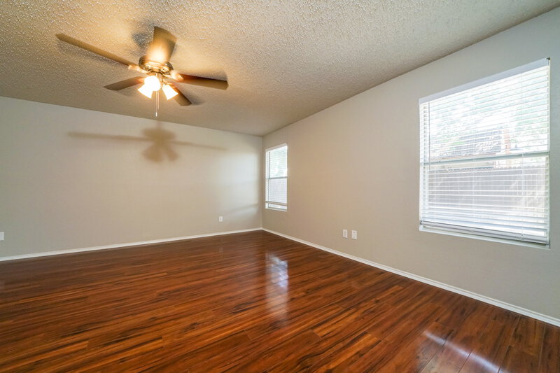 2,325/Mo, 8213 Montecito Dr Denton, TX 76210 Main Bedroom View