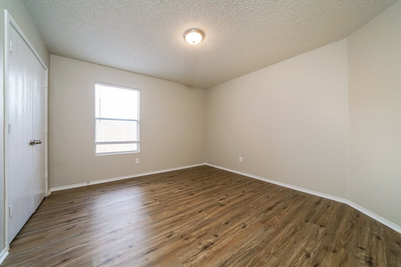 2,325/Mo, 8213 Montecito Dr Denton, TX 76210 Bedroom View