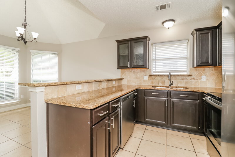 2,310/Mo, 1131 Brookside Dr Cedar Hill, TX 75104 Kitchen View 2