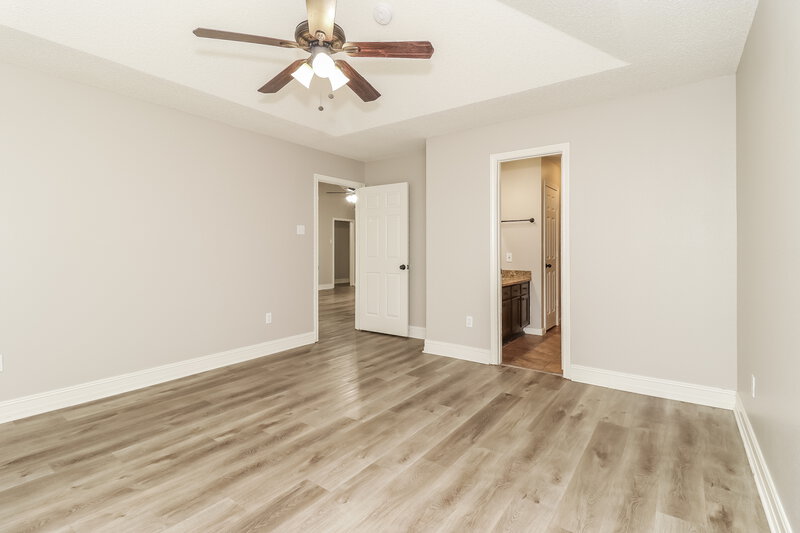 2,310/Mo, 1131 Brookside Dr Cedar Hill, TX 75104 Main Bedroom View 2