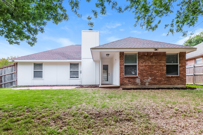 2,310/Mo, 1131 Brookside Dr Cedar Hill, TX 75104 Rear View
