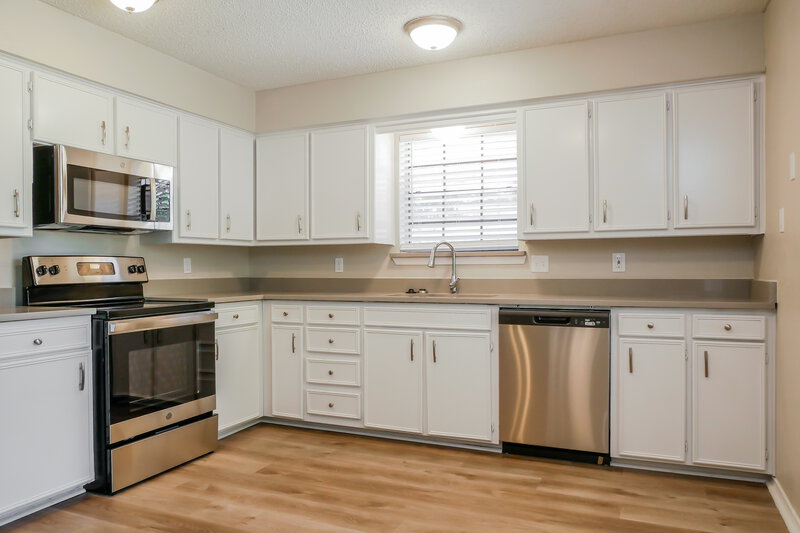 2,750/Mo, 1537 Gunnison Trl Lewisville, TX 75077 Kitchen View