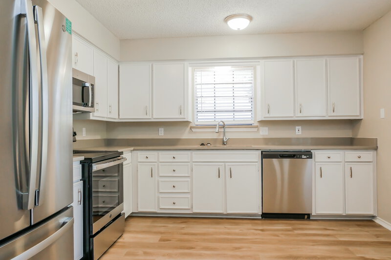 2,750/Mo, 1537 Gunnison Trl Lewisville, TX 75077 Kitchen View 2