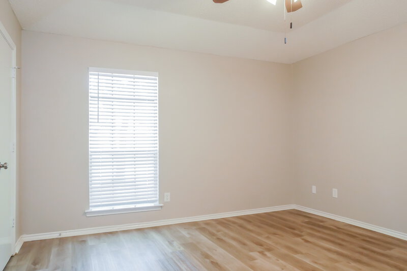 2,750/Mo, 1537 Gunnison Trl Lewisville, TX 75077 Main Bedroom View 2
