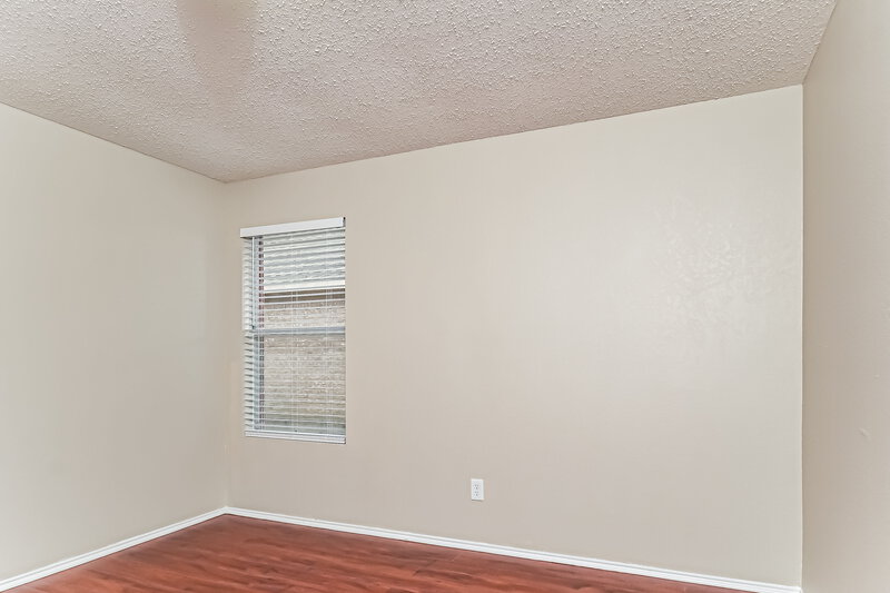 2,100/Mo, 8117 Montecito Dr Denton, TX 76210 Bedroom View