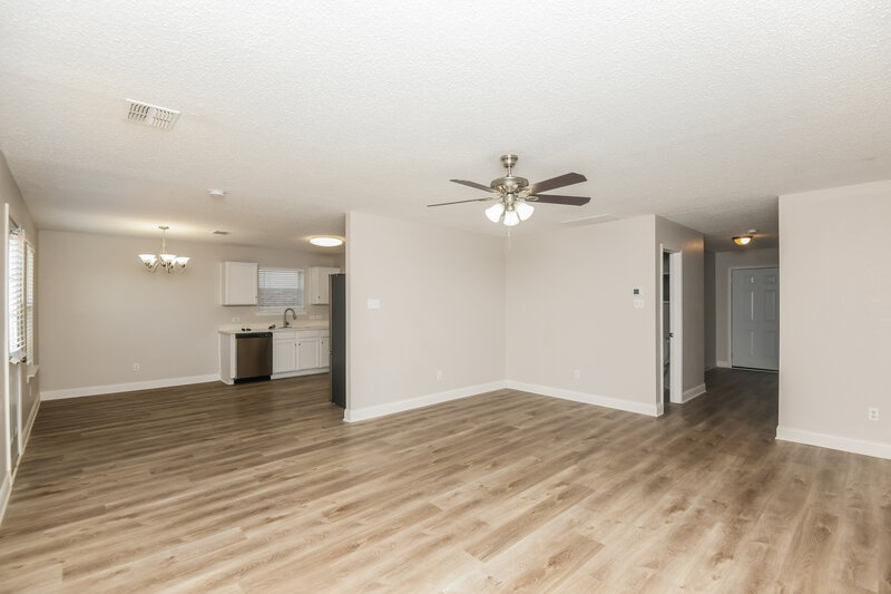 2,270/Mo, 4917 Waterford Dr Fort Worth, TX 76179 Living Room View