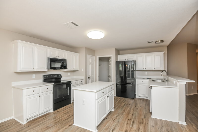 2,530/Mo, 1124 Brown Crest Rd Burleson, TX 76028 Kitchen View