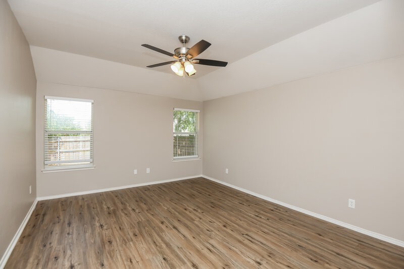 2,530/Mo, 1124 Brown Crest Rd Burleson, TX 76028 Main Bedroom View