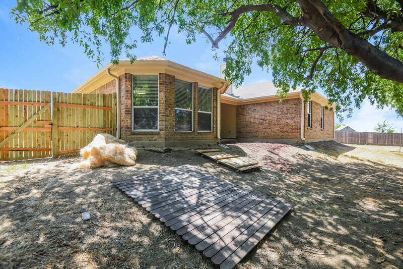 2,530/Mo, 1124 Brown Crest Rd Burleson, TX 76028 Rear Entrance View
