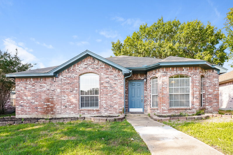 2,450/Mo, 2829 Hidden Springs Dr Mesquite, TX 75181 External View