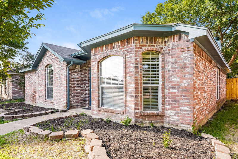 2,450/Mo, 2829 Hidden Springs Dr Mesquite, TX 75181 Front View