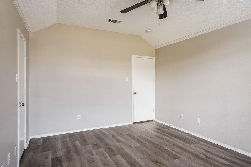2,450/Mo, 2829 Hidden Springs Dr Mesquite, TX 75181 Main Bedroom View