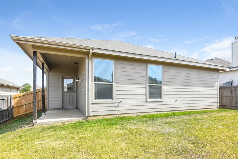 3,040/Mo, 1933 Belshire Ct Fort Worth, TX 76140 Rear View