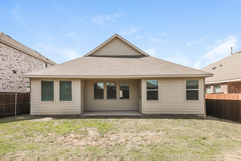 1,950/Mo, 1216 Sequoia Ln Princeton, TX 75407 Rear View 2