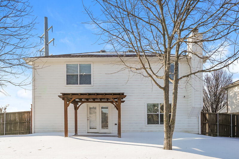 1,720/Mo, 1721 Santa Fe Trl Krum, TX 76249 Rear View