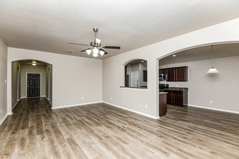 2,305/Mo, 2856 Pacifico Way Fort Worth, TX 76111 Living Room View