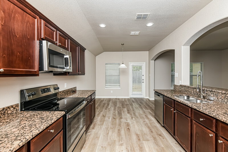 2,305/Mo, 2856 Pacifico Way Fort Worth, TX 76111 Kitchen View 2