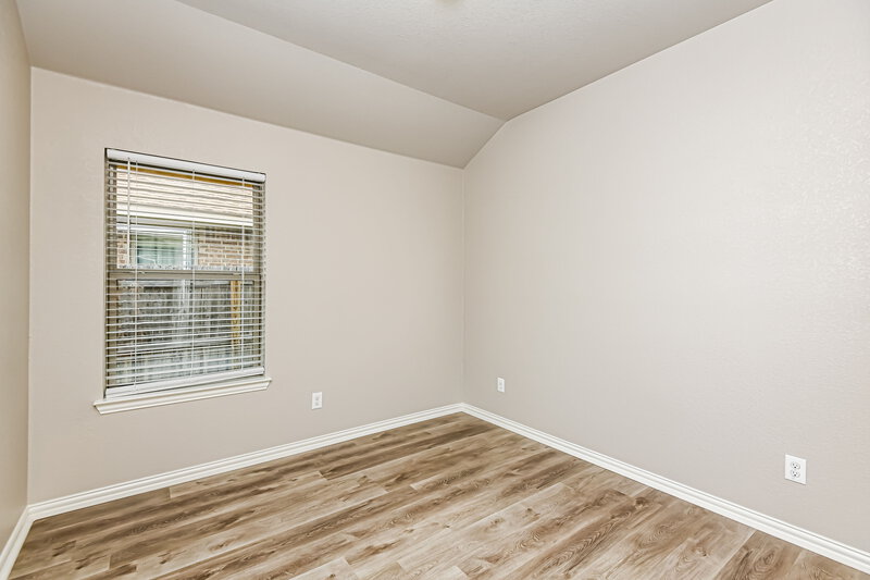 2,305/Mo, 2856 Pacifico Way Fort Worth, TX 76111 Bedroom View 3