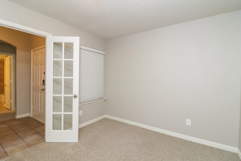 2,450/Mo, 7105 Mohegan Dr Fort Worth, TX 76179 Study View