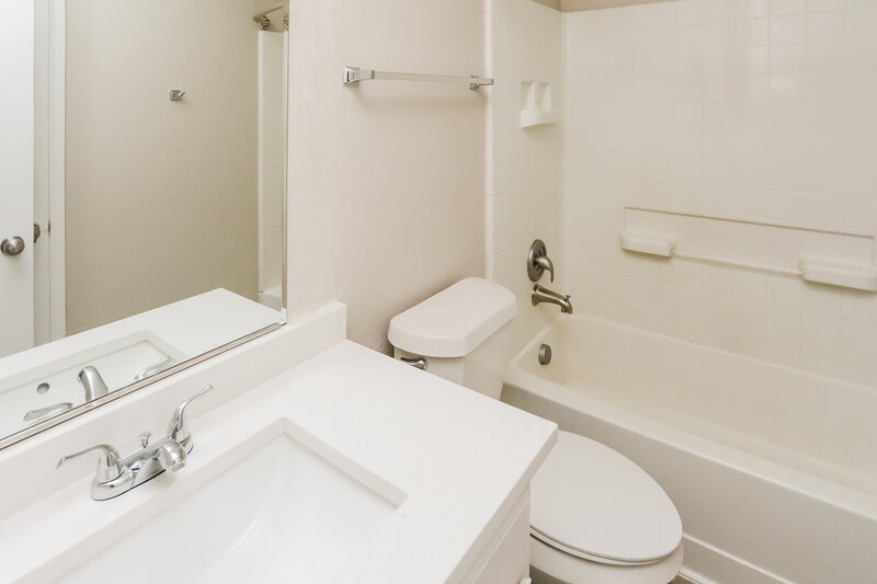 2,595/Mo, 2020 Aster Trl Forney, TX 75126 Bathroom View