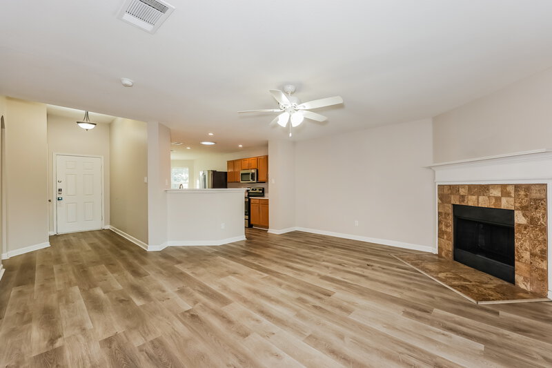 2,010/Mo, 213 Garden Valley Ln Red Oak, TX 75154 Living Room View 2