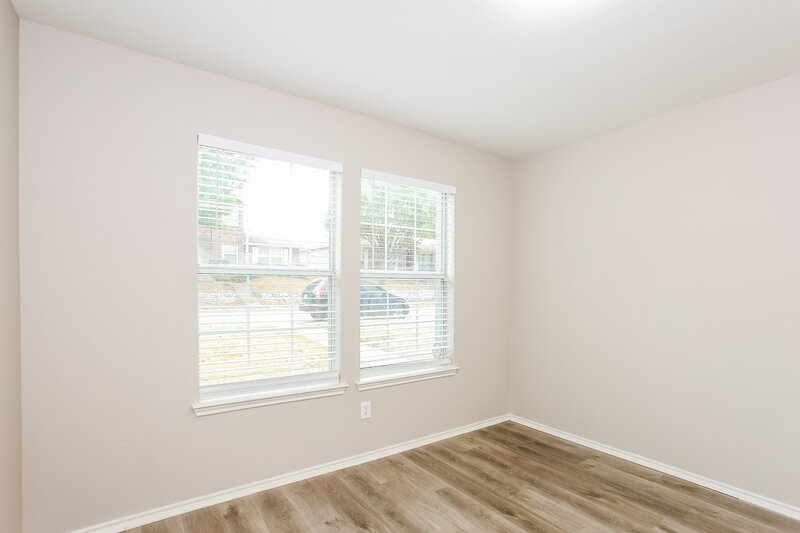 2,400/Mo, 2922 Midbury Dr Lancaster, TX 75134 Bedroom View