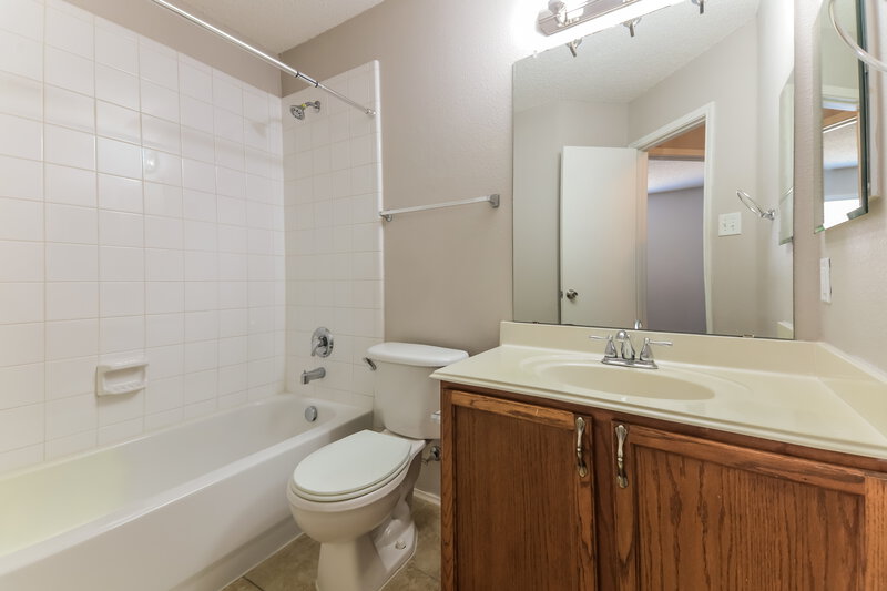 1,905/Mo, 1537 Warrington Way Forney, TX 75126 Bathroom View