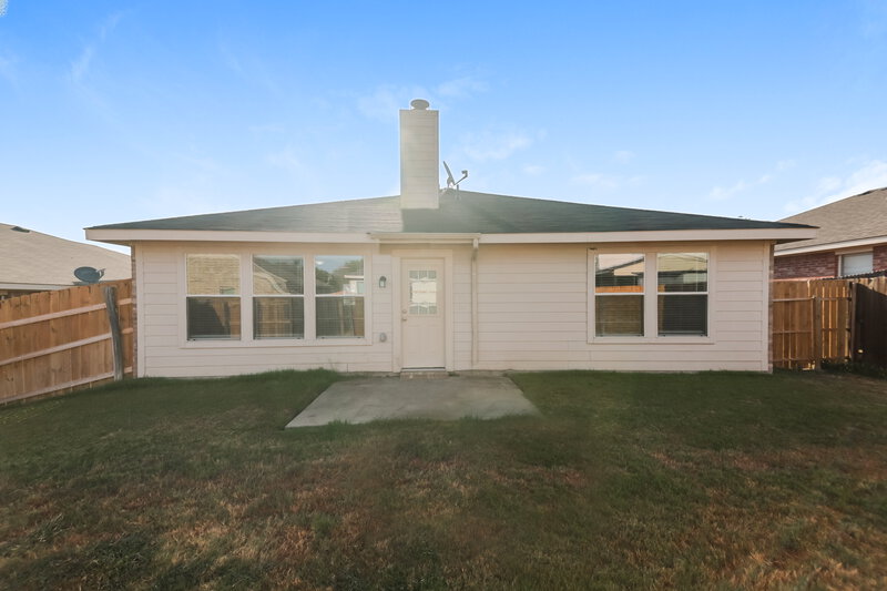 1,960/Mo, 1537 Warrington Way Forney, TX 75126 Rear View