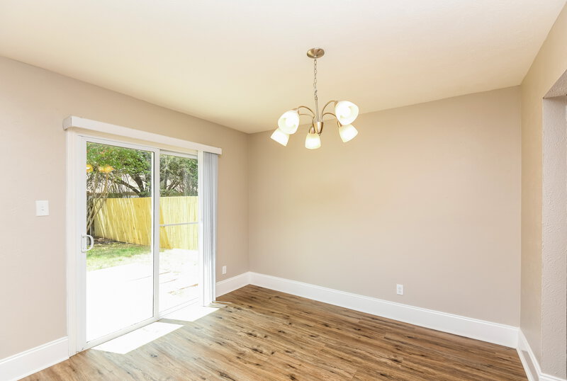 2,200/Mo, 3724 Whitefern Dr Fort Worth, TX 76137 Dining Room View 2