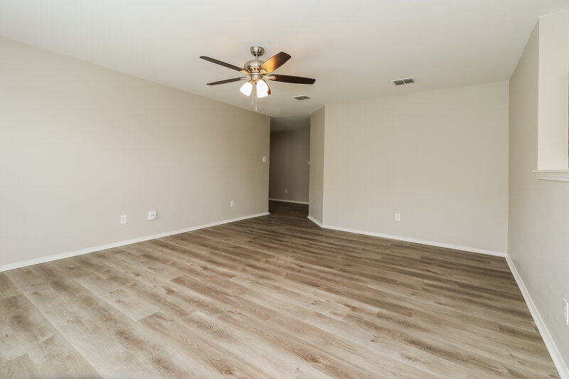 2,345/Mo, 14124 Zavala Trl Haslet, TX 76052 Living Room View