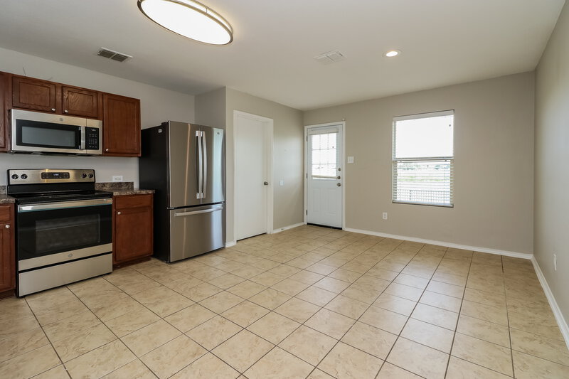 2,345/Mo, 14124 Zavala Trl Haslet, TX 76052 Kitchen View