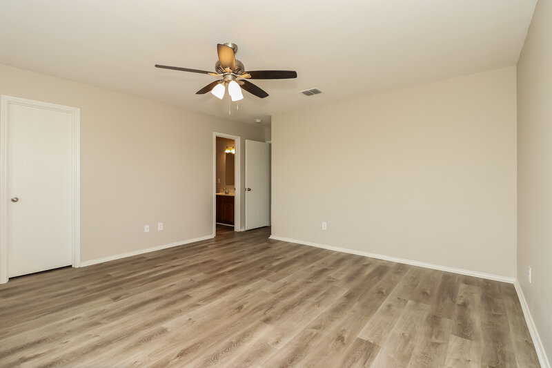 2,345/Mo, 14124 Zavala Trl Haslet, TX 76052 Main Bedroom View 2