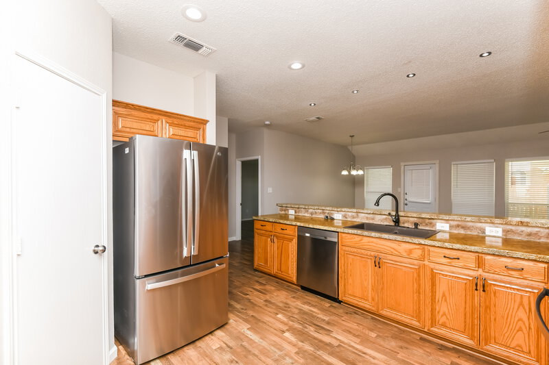 2,405/Mo, 415 Marybeth Dr Burleson, TX 76028 Kitchen View 2