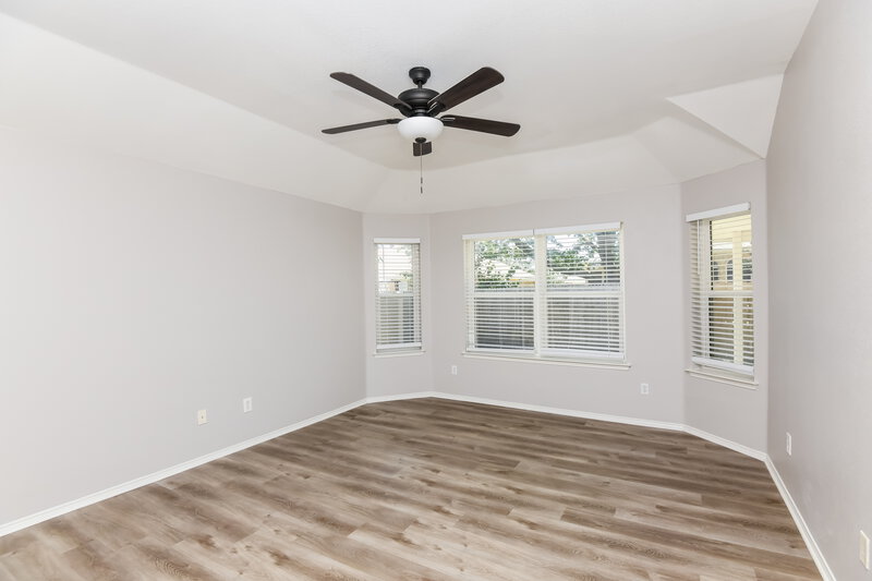 2,405/Mo, 415 Marybeth Dr Burleson, TX 76028 Main Bedroom View