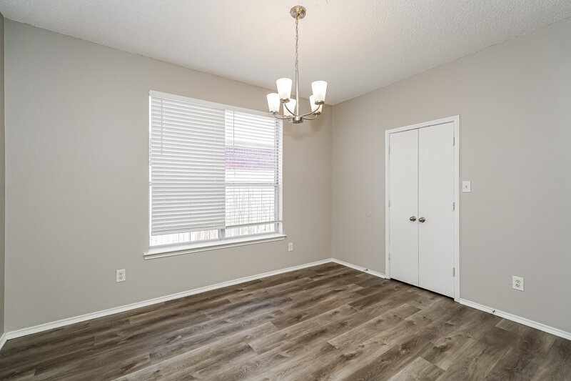 2,070/Mo, 7213 Park Creek Cir W Fort Worth, TX 76137 Dining Room View