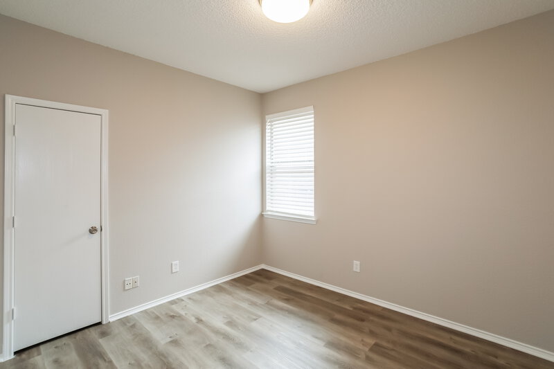 2,175/Mo, 7213 Park Creek Cir W Fort Worth, TX 76137 Bedroom View 3