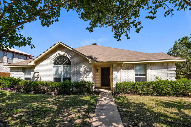 2,075/Mo, 601 Wedgewood Dr Mesquite, TX 75150 Rear View