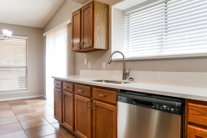 2,665/Mo, 1378 Chinaberry Dr Lewisville, TX 75077 Kitchen View 2