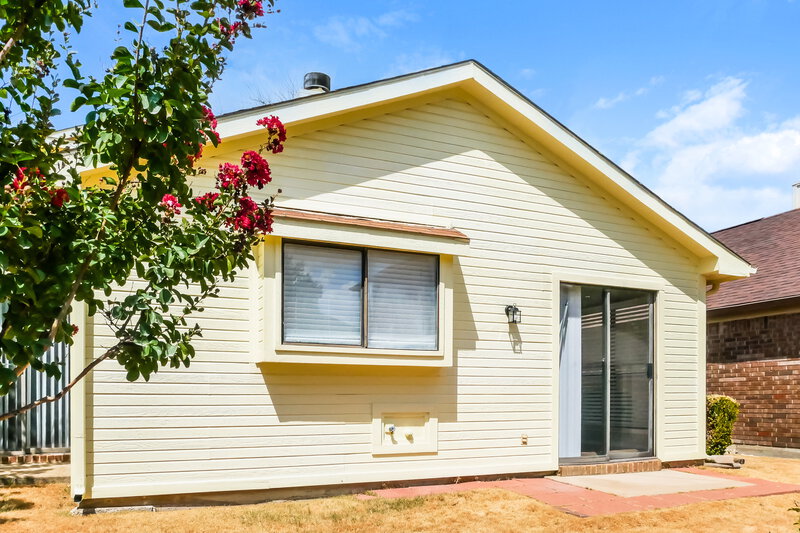 2,665/Mo, 1378 Chinaberry Dr Lewisville, TX 75077 Rear View