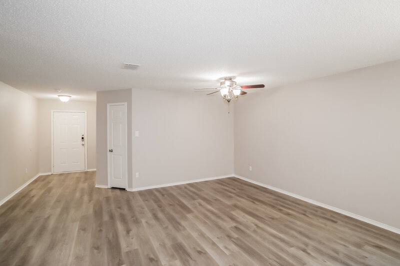 2,080/Mo, 2141 Shawnee Trl Justin, TX 76247 Family Room View