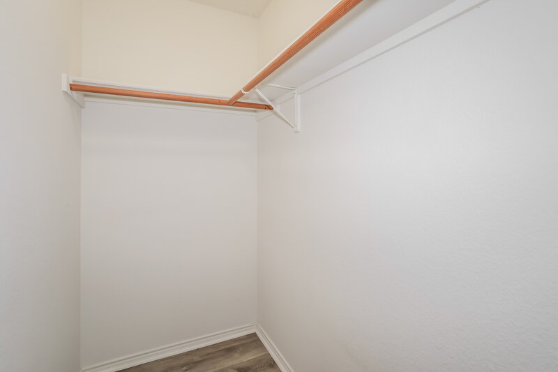 2,080/Mo, 2141 Shawnee Trl Justin, TX 76247 Walk In Closet View