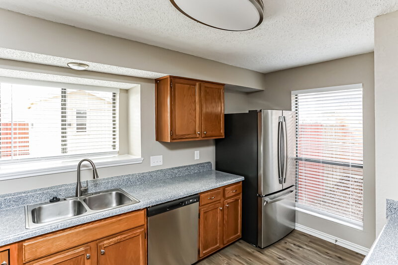 1,985/Mo, 2618 San Saba St Mesquite, TX 75150 Kitchen View