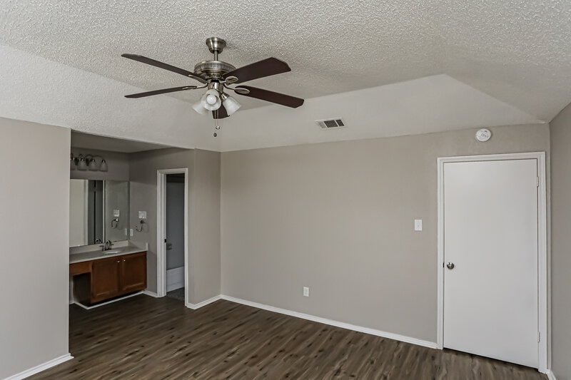 1,985/Mo, 2618 San Saba St Mesquite, TX 75150 Main Bedroom View 2