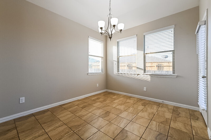 1,925/Mo, 106 Jennie Ct Ferris, TX 75125 Dining Room View