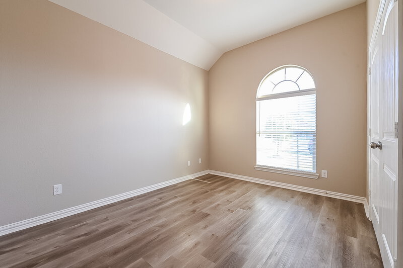 1,925/Mo, 106 Jennie Ct Ferris, TX 75125 Bedroom View