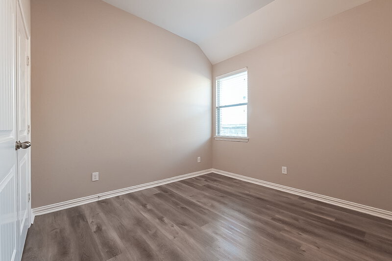 1,925/Mo, 106 Jennie Ct Ferris, TX 75125 Bedroom View 2