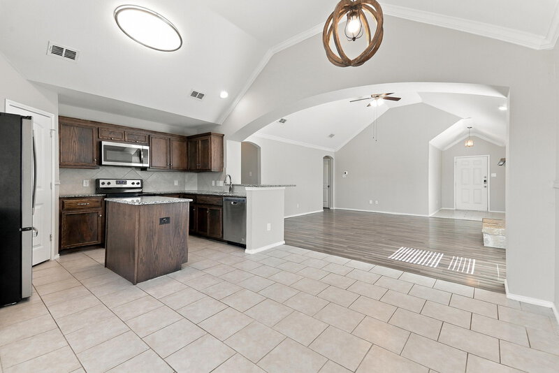 2,225/Mo, 1617 Meadowlark Ln Royse City, TX 75189 Dining Room View