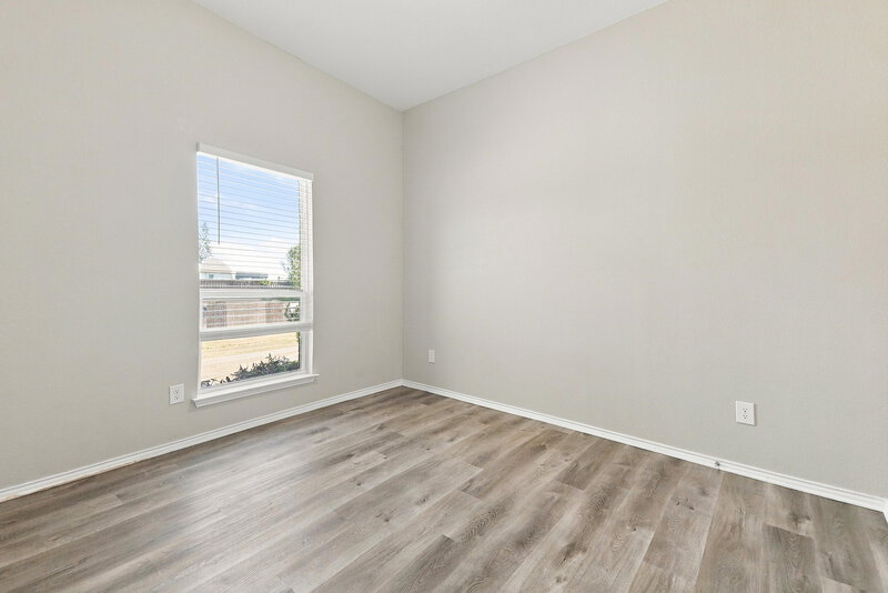 2,225/Mo, 1617 Meadowlark Ln Royse City, TX 75189 Bedroom View 2